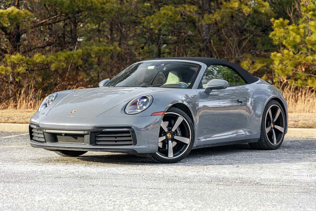 Porsche 911 Carrera 4 Cabriolet